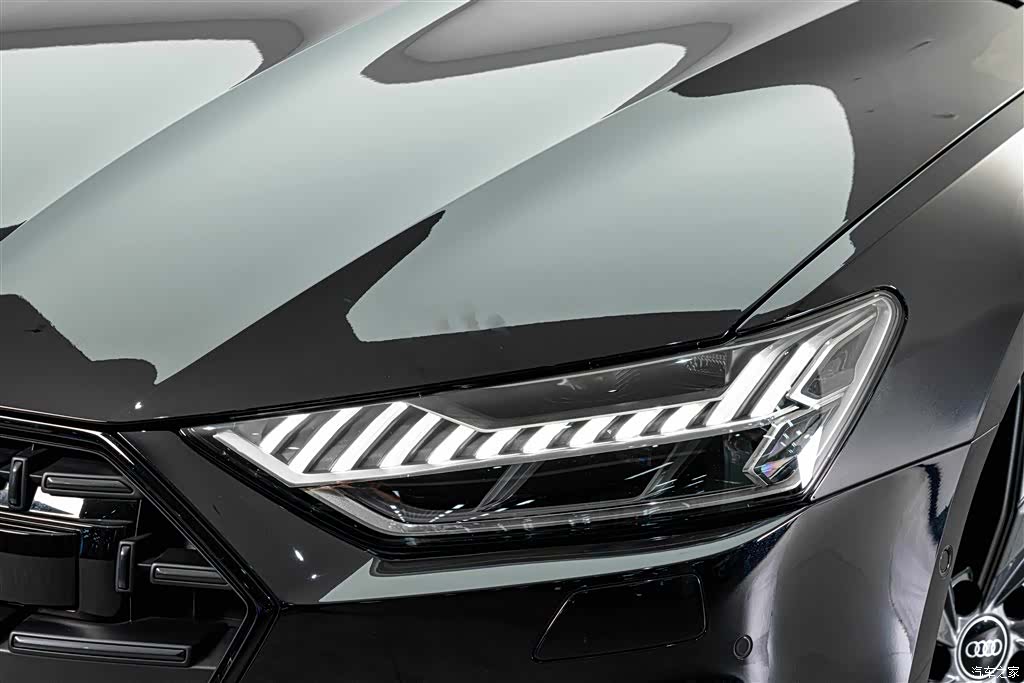 Audi A7L, 2024 4