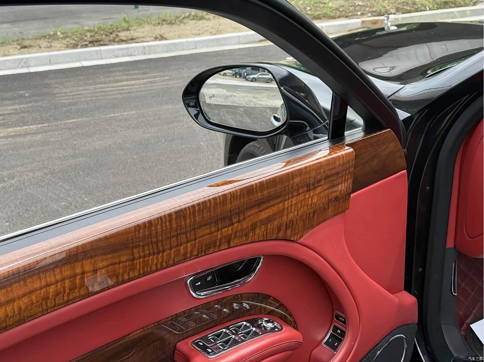 Bentley Mulsanne, 2018 10