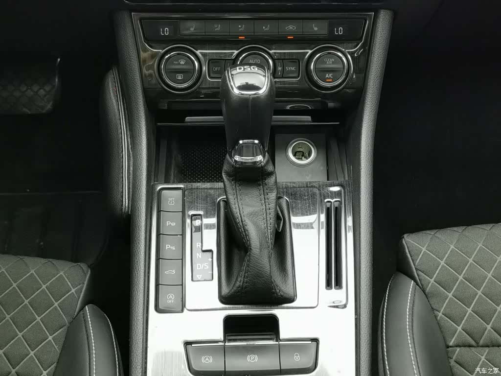 Skoda Superb, 2018 13