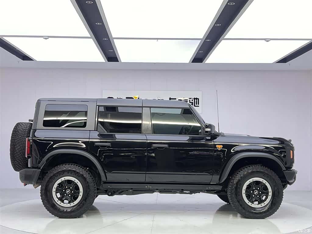 Ford Bronco, 2024 6
