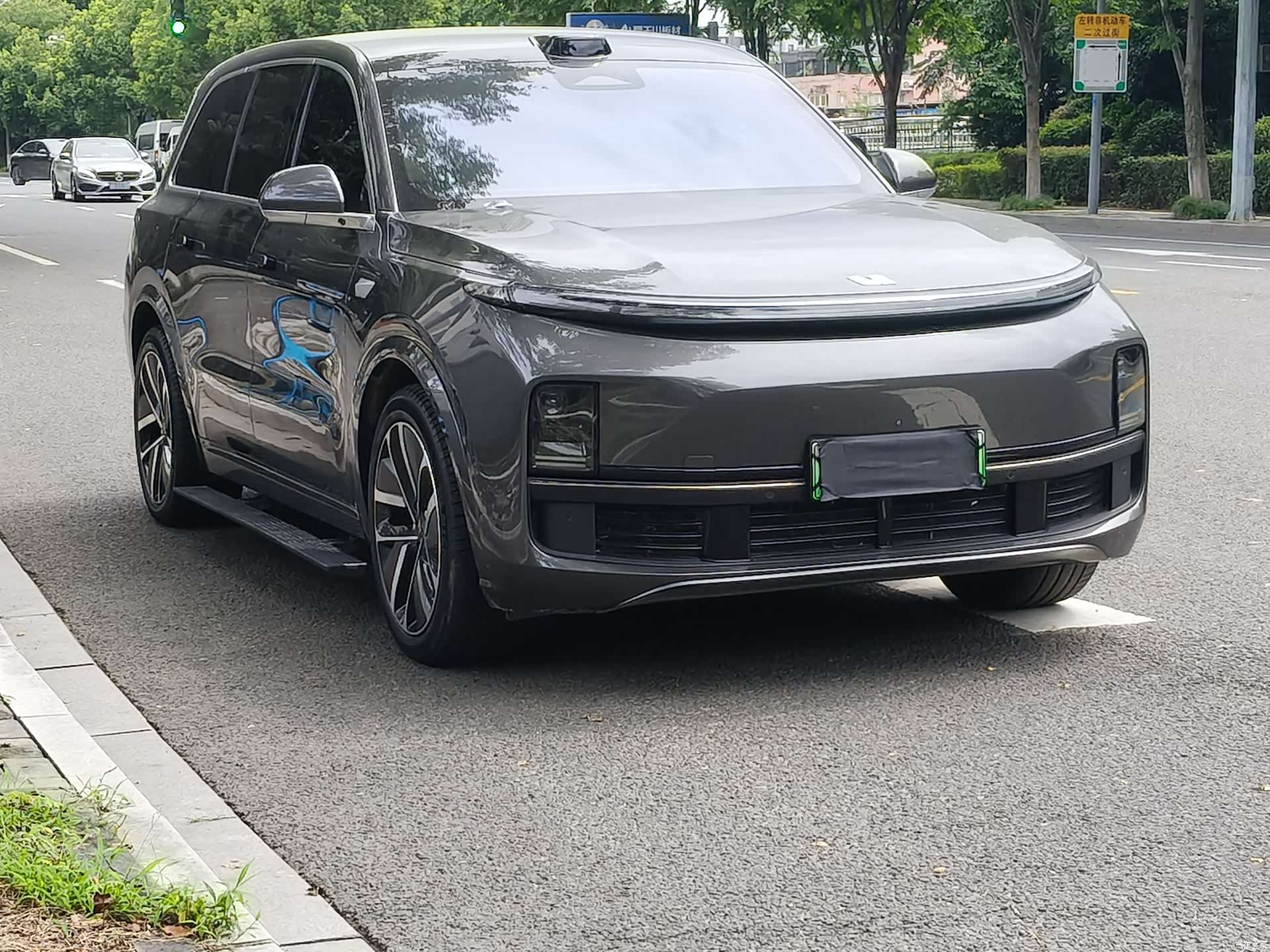 Li Auto L9, 2023 3