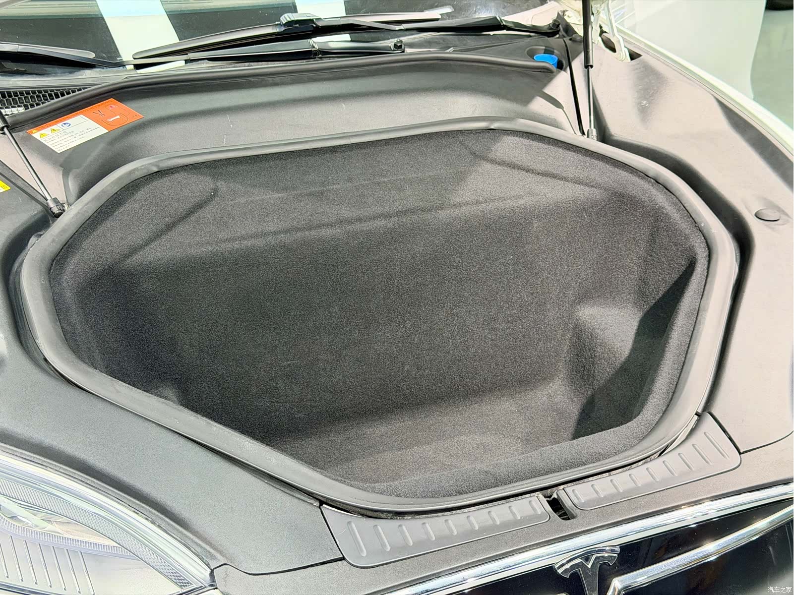 Tesla Model S, 2016 18