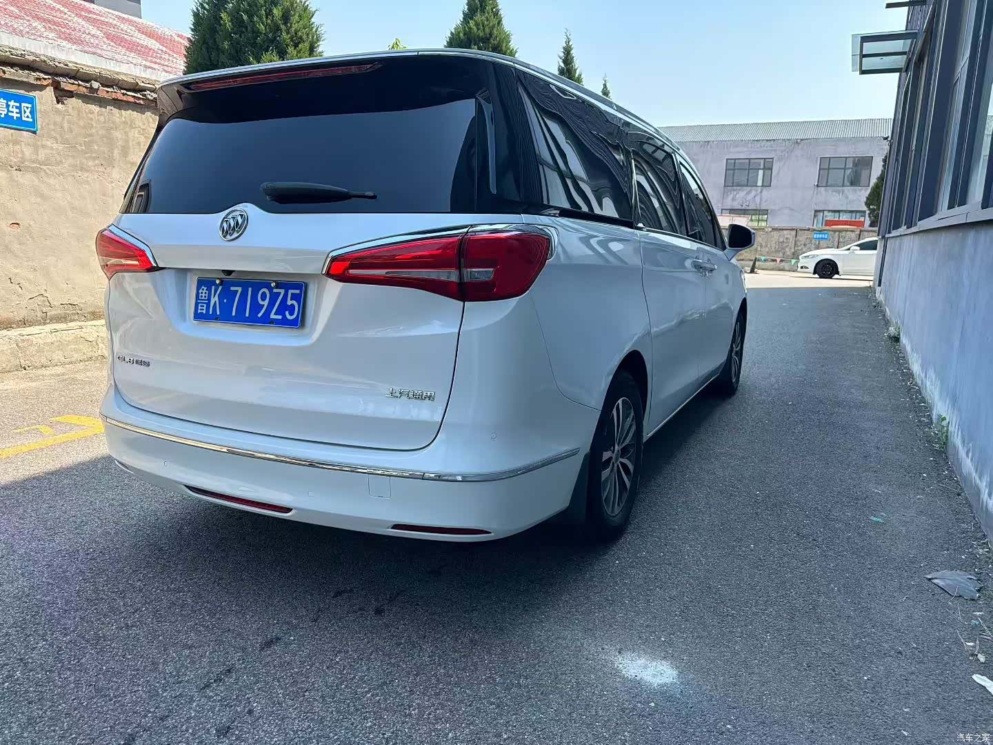 Buick GL8, 2018 4