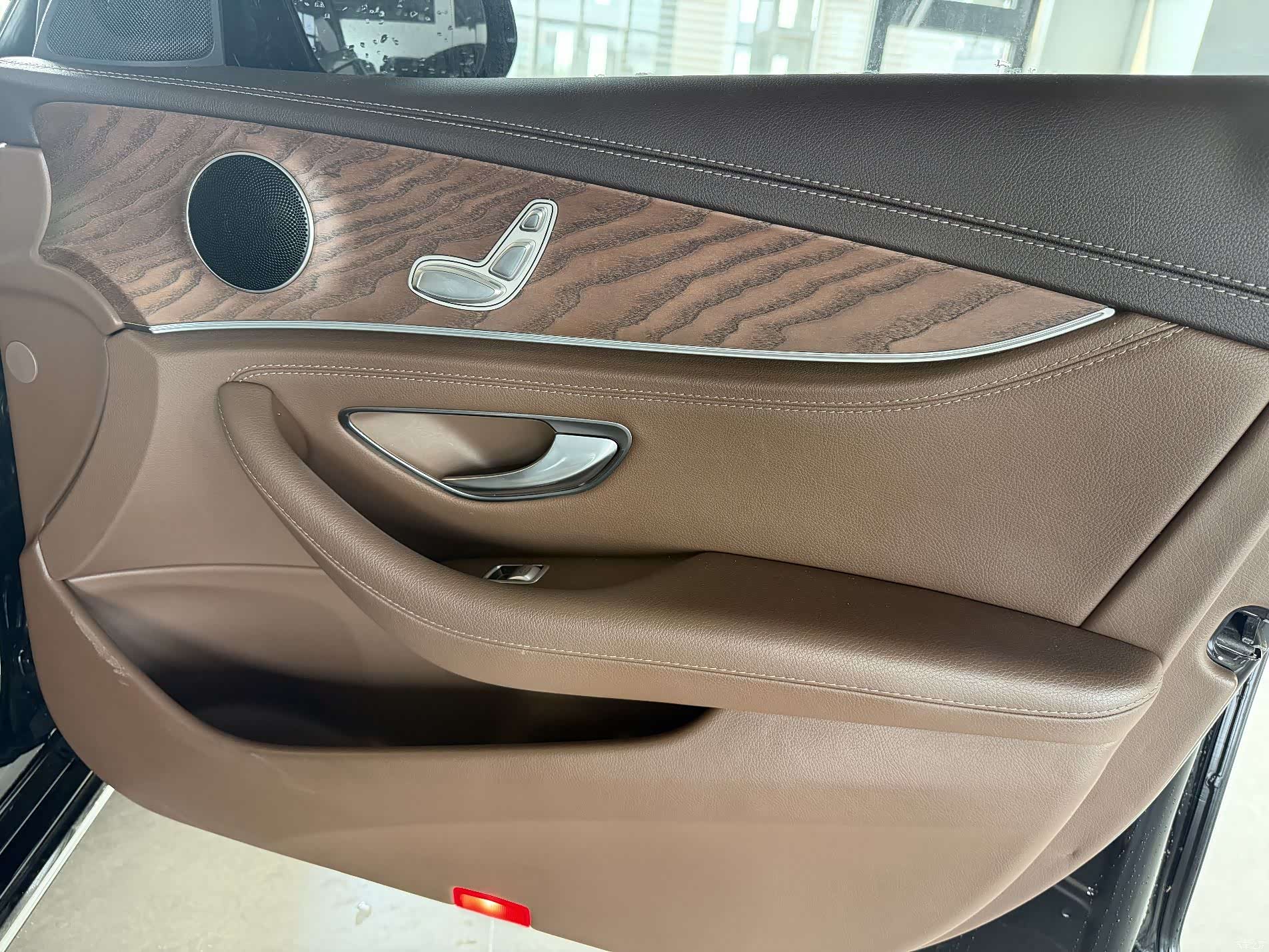Mercedes-Benz E-Class, 2022 14