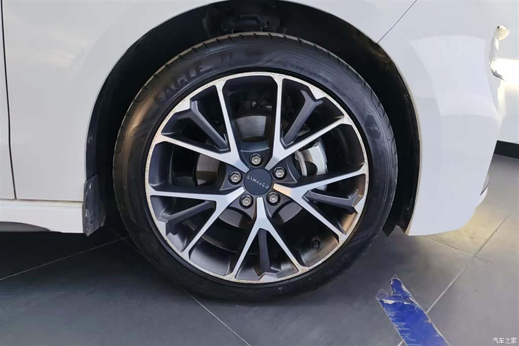 Lynk & Co 02, 2021 6