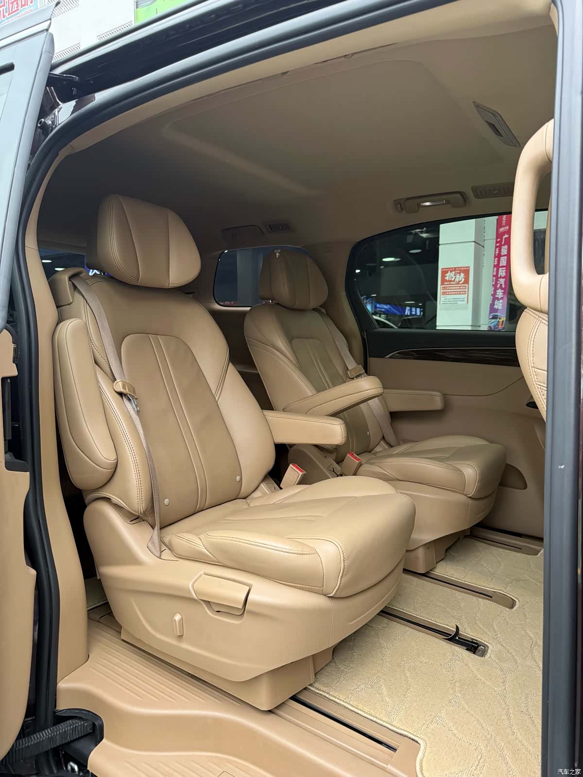 Buick GL8, 2018 15