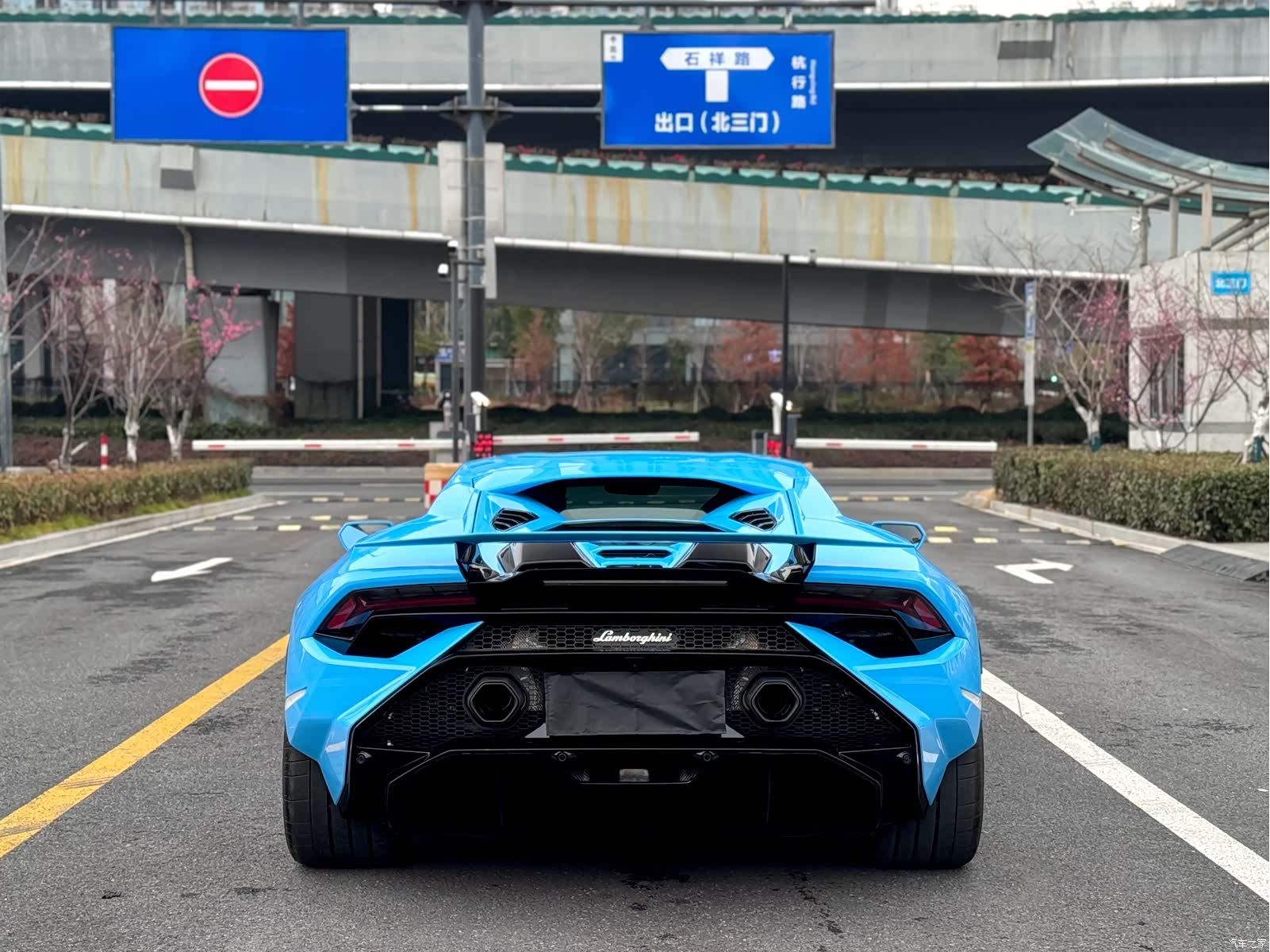 Lamborghini Huracán, 2025 8