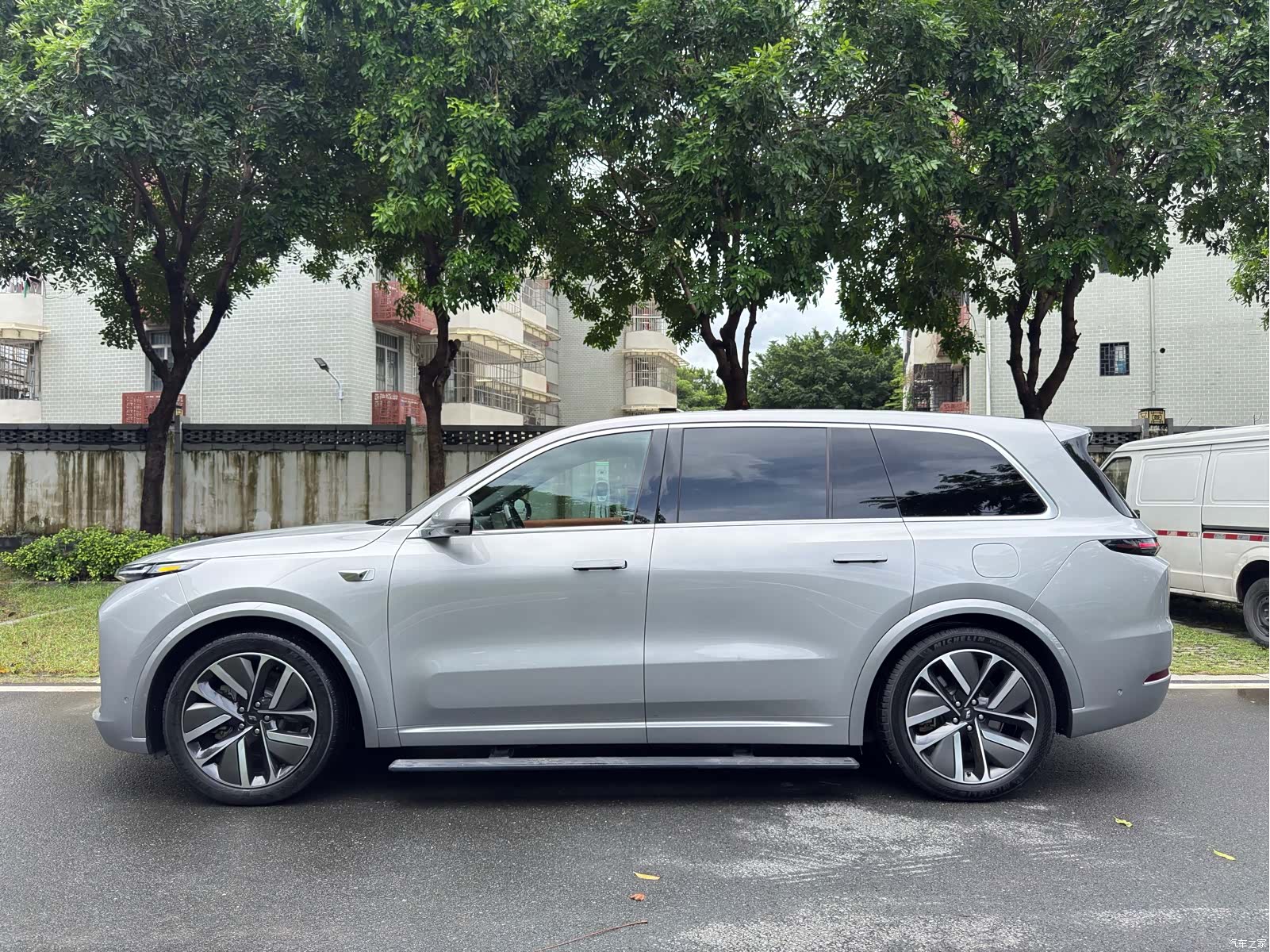 Li Auto L9, 2024 4