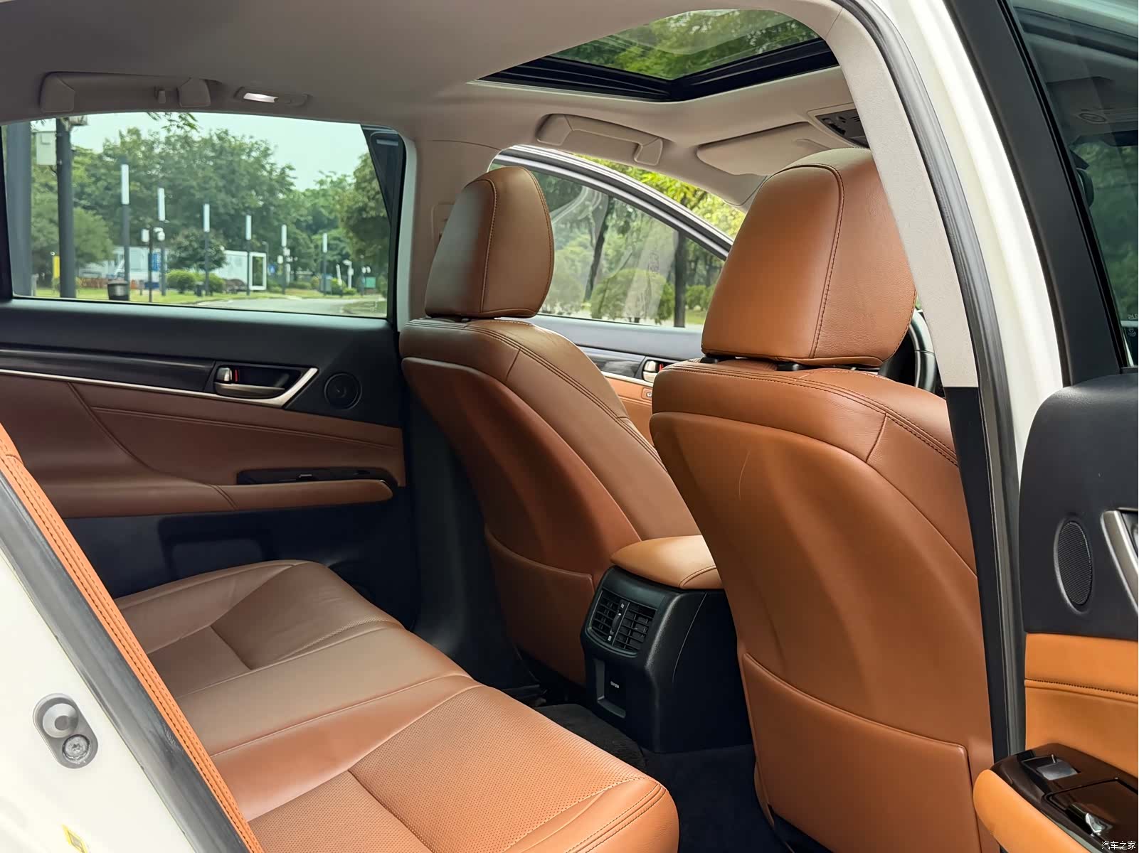Lexus GS, 2013 4