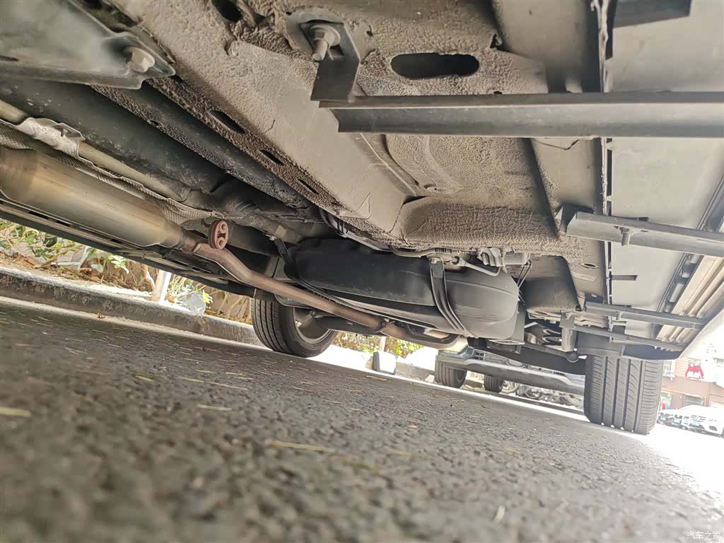 Roewe RX5, 2019 18