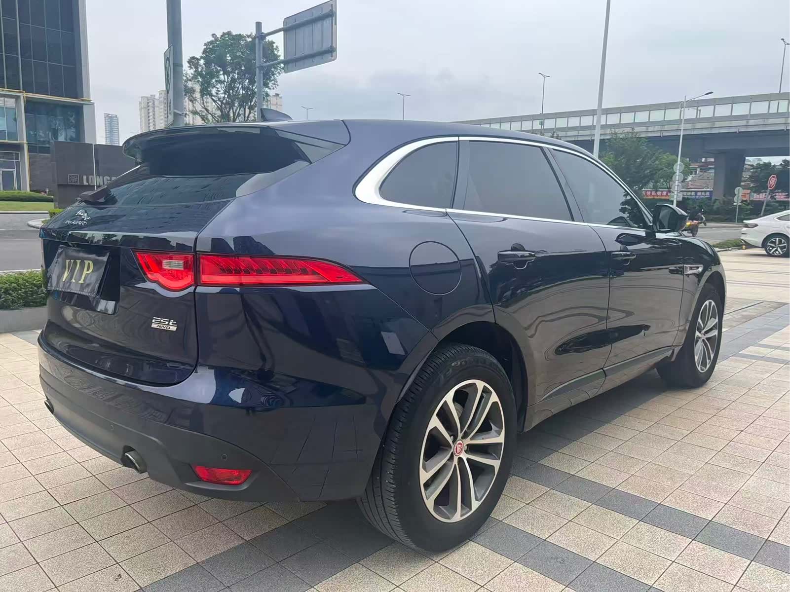 Jaguar F-PACE, 2018 13