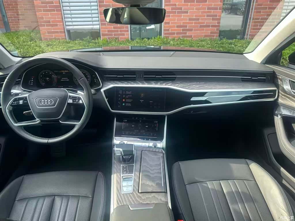 Audi A6, 2025 все фото