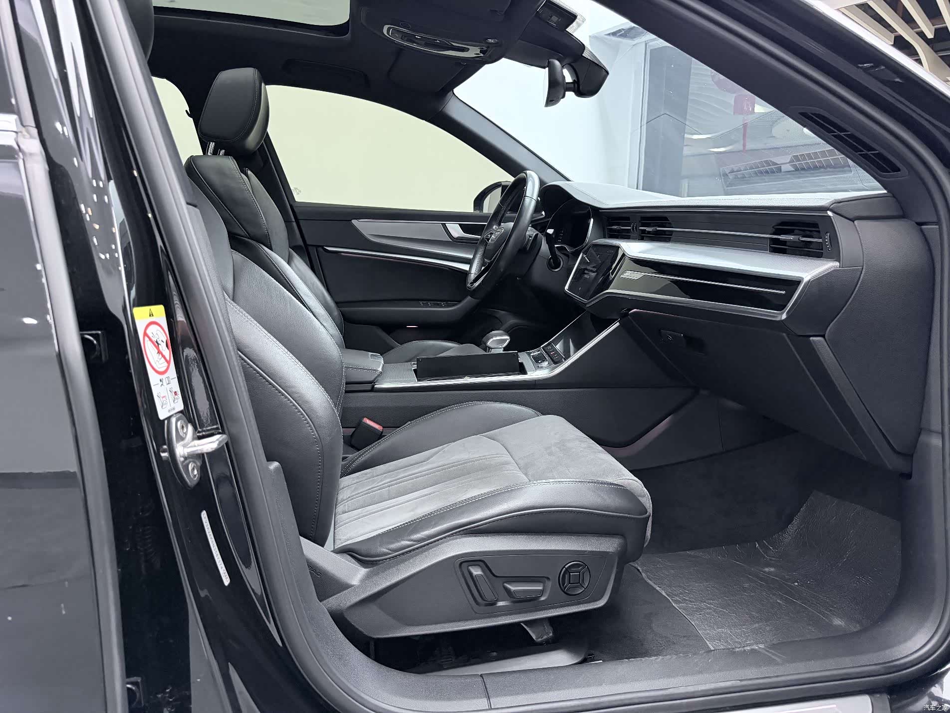 Audi A6L, 2022 17