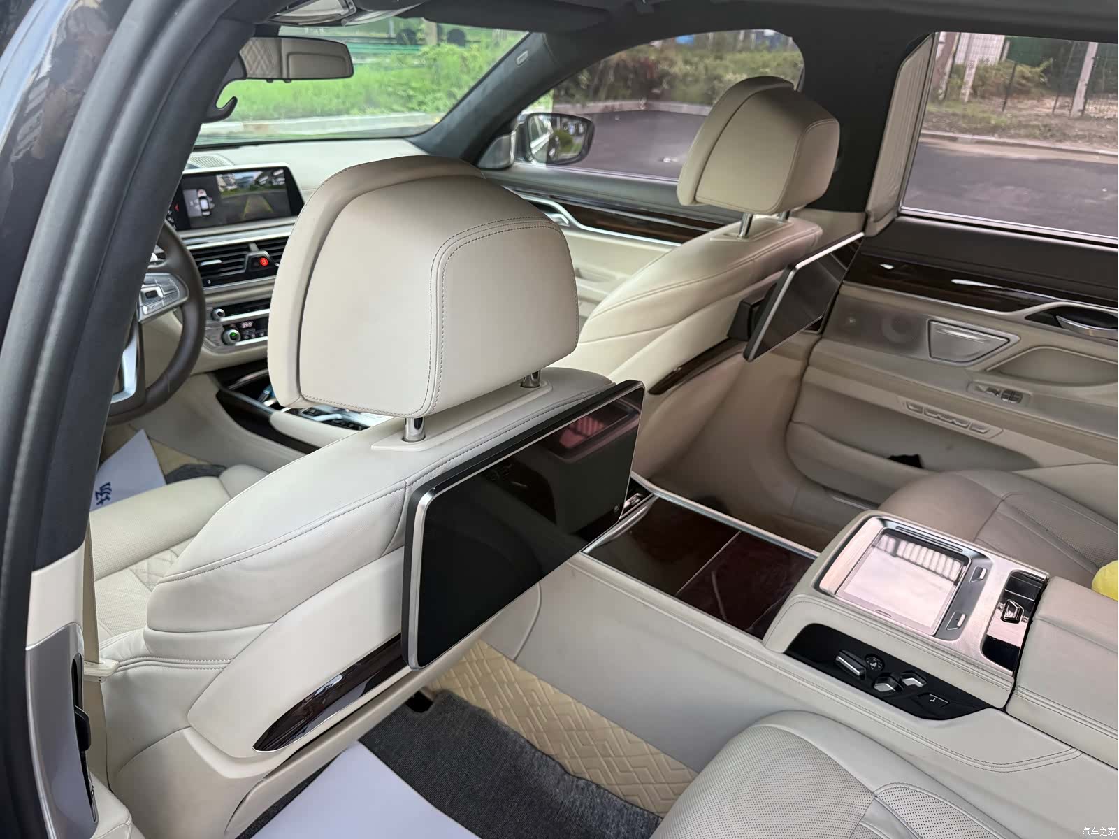 BMW 7 Series, 2015 19