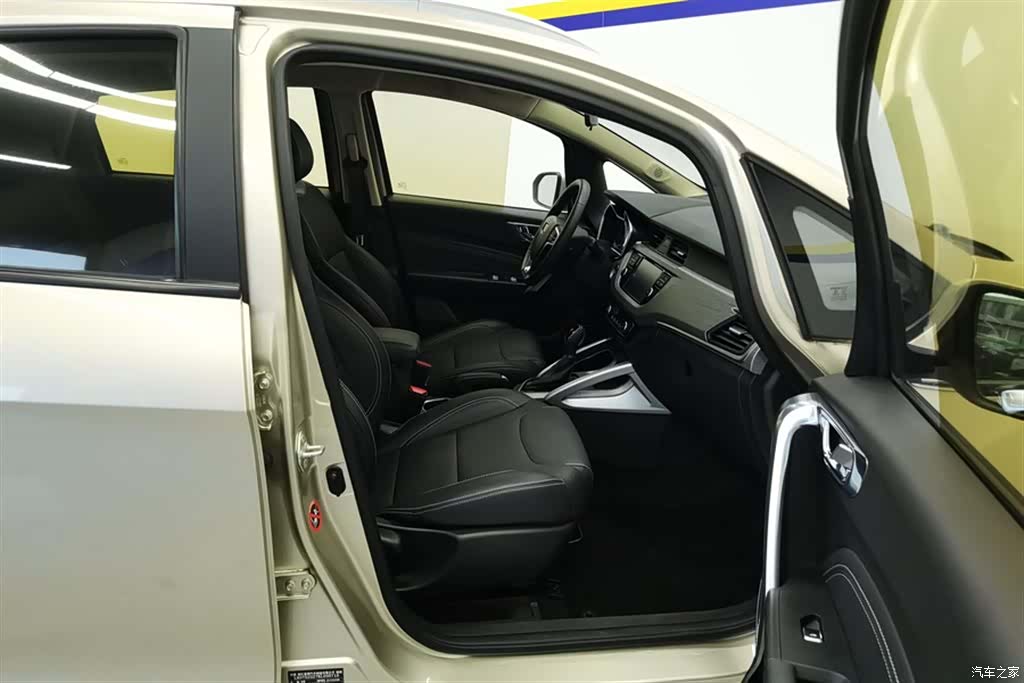 Geely X3, 2019 8