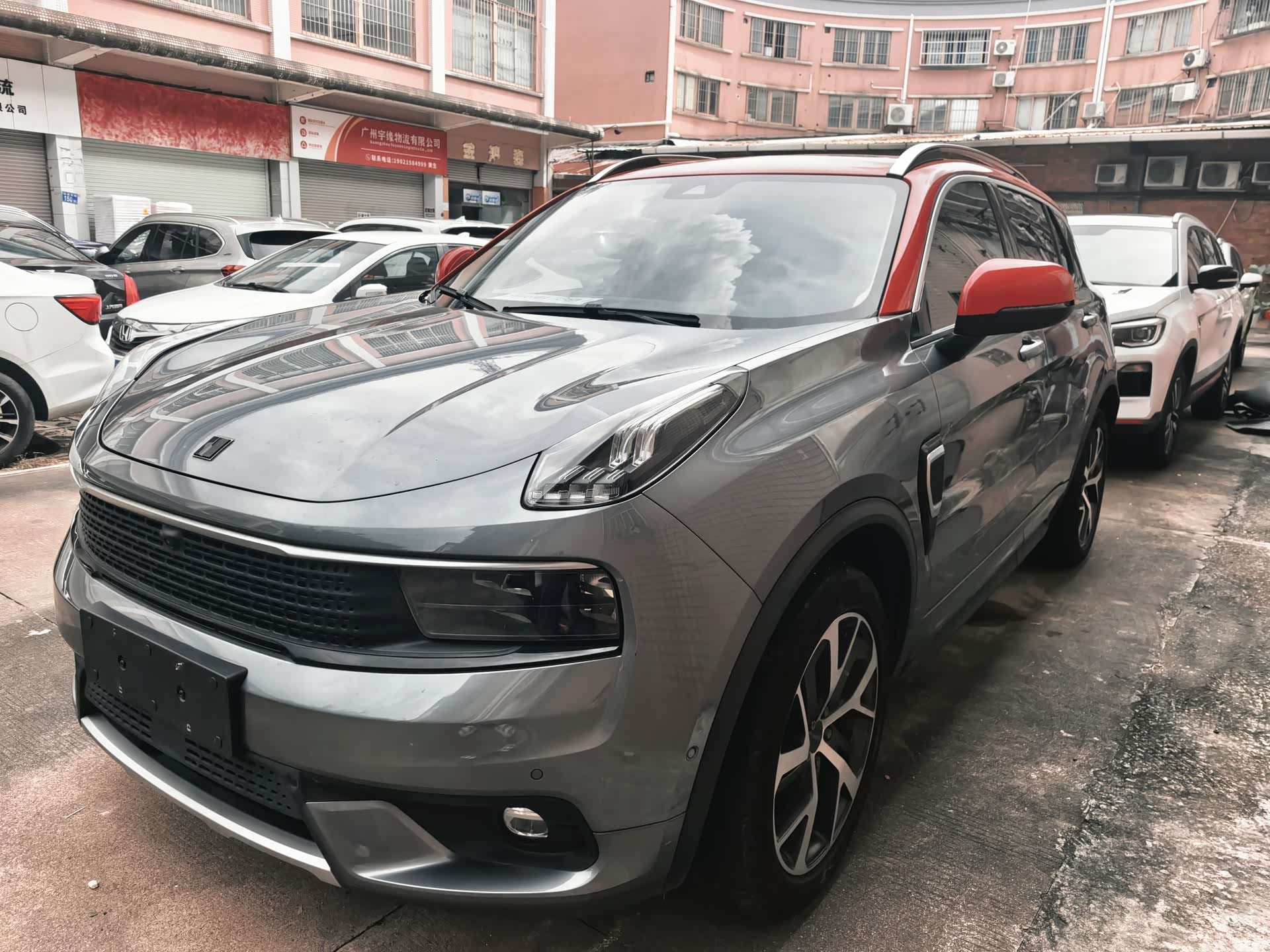 Lynk & Co 01