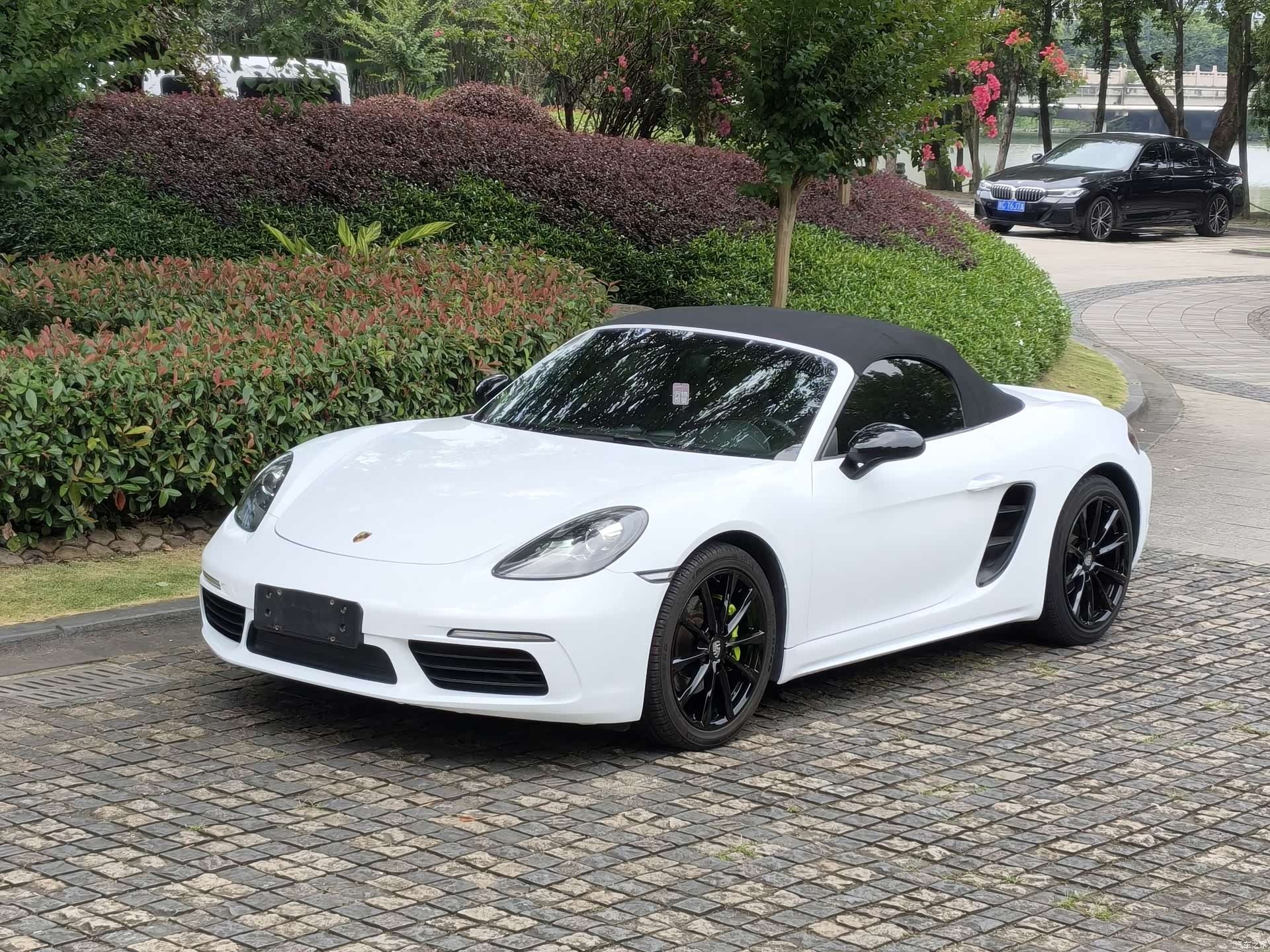 Porsche Boxster, 2018 1