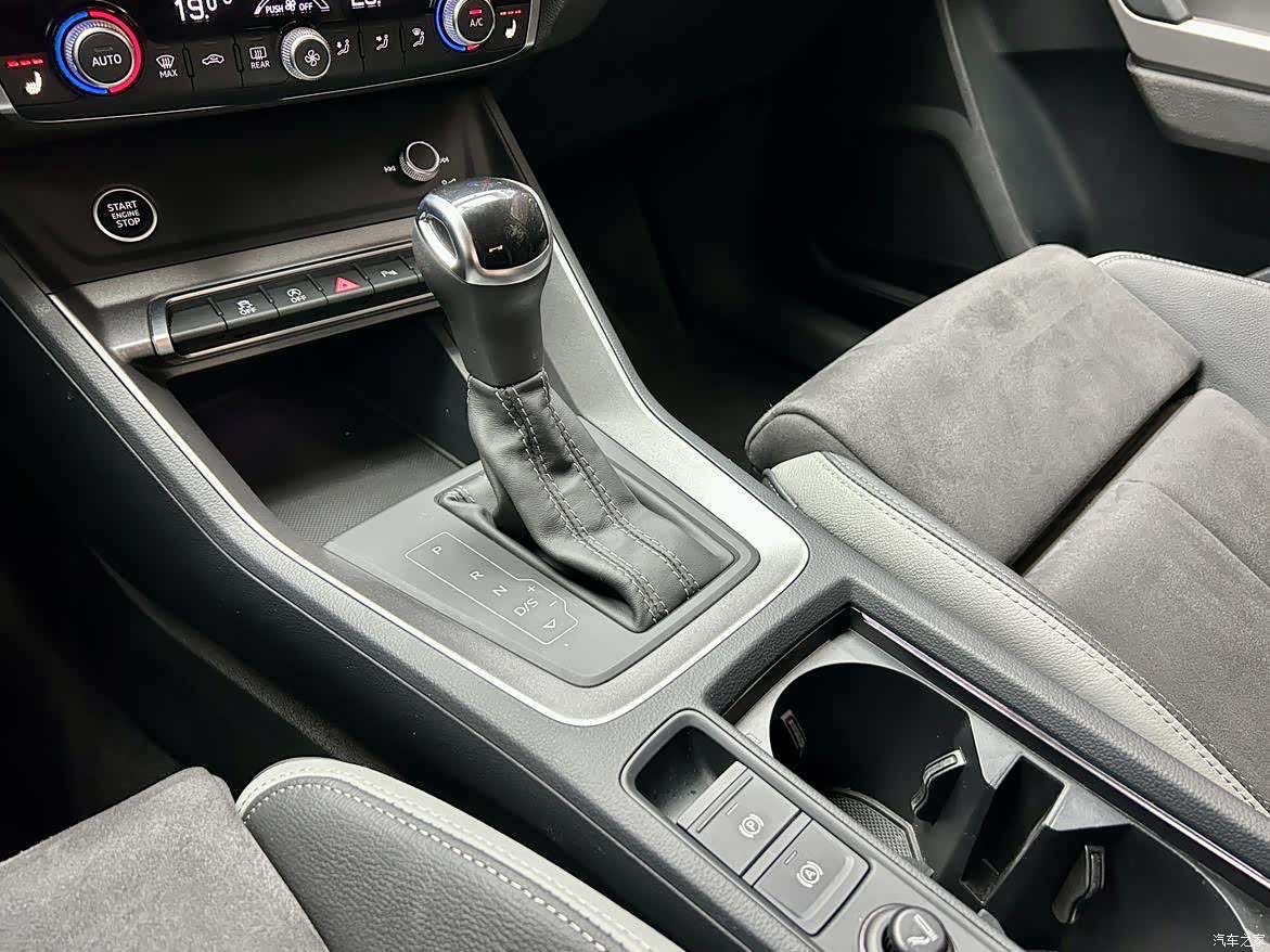 Audi Q3, 2023 15