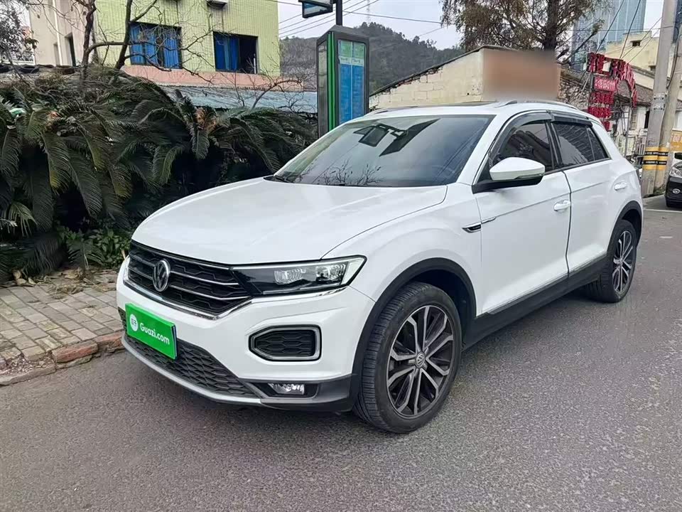 Volkswagen T-ROC exploring Songs