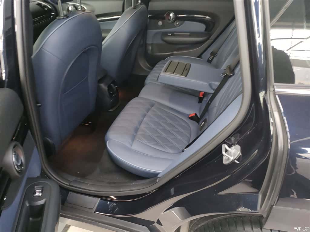 Mini Clubman, 2023 13