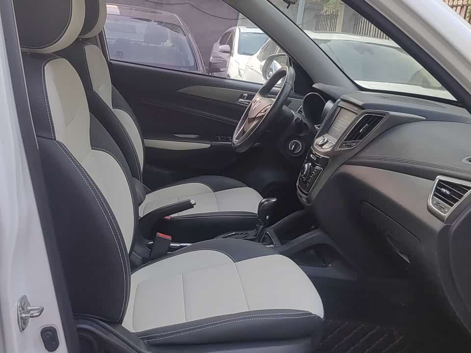 Changan CS35