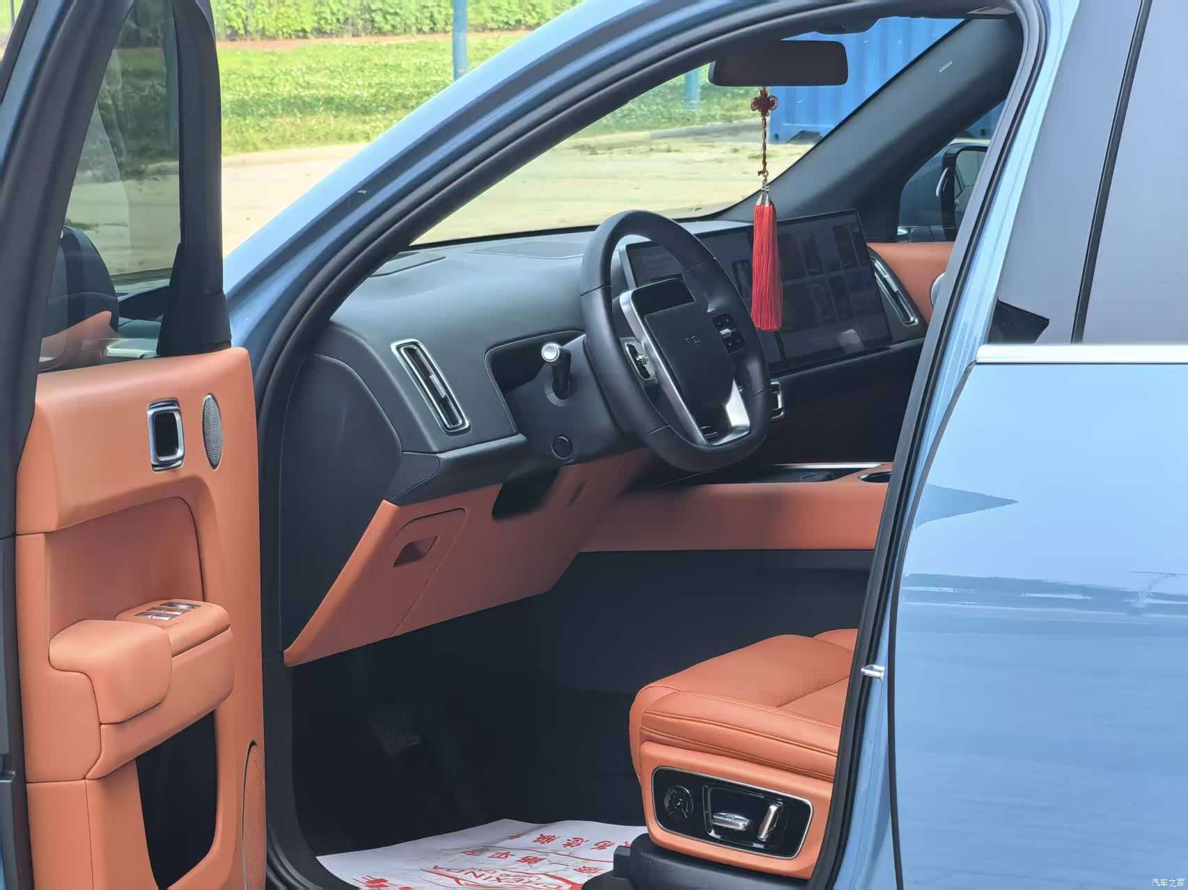 Li Auto L7, 2023 все фото