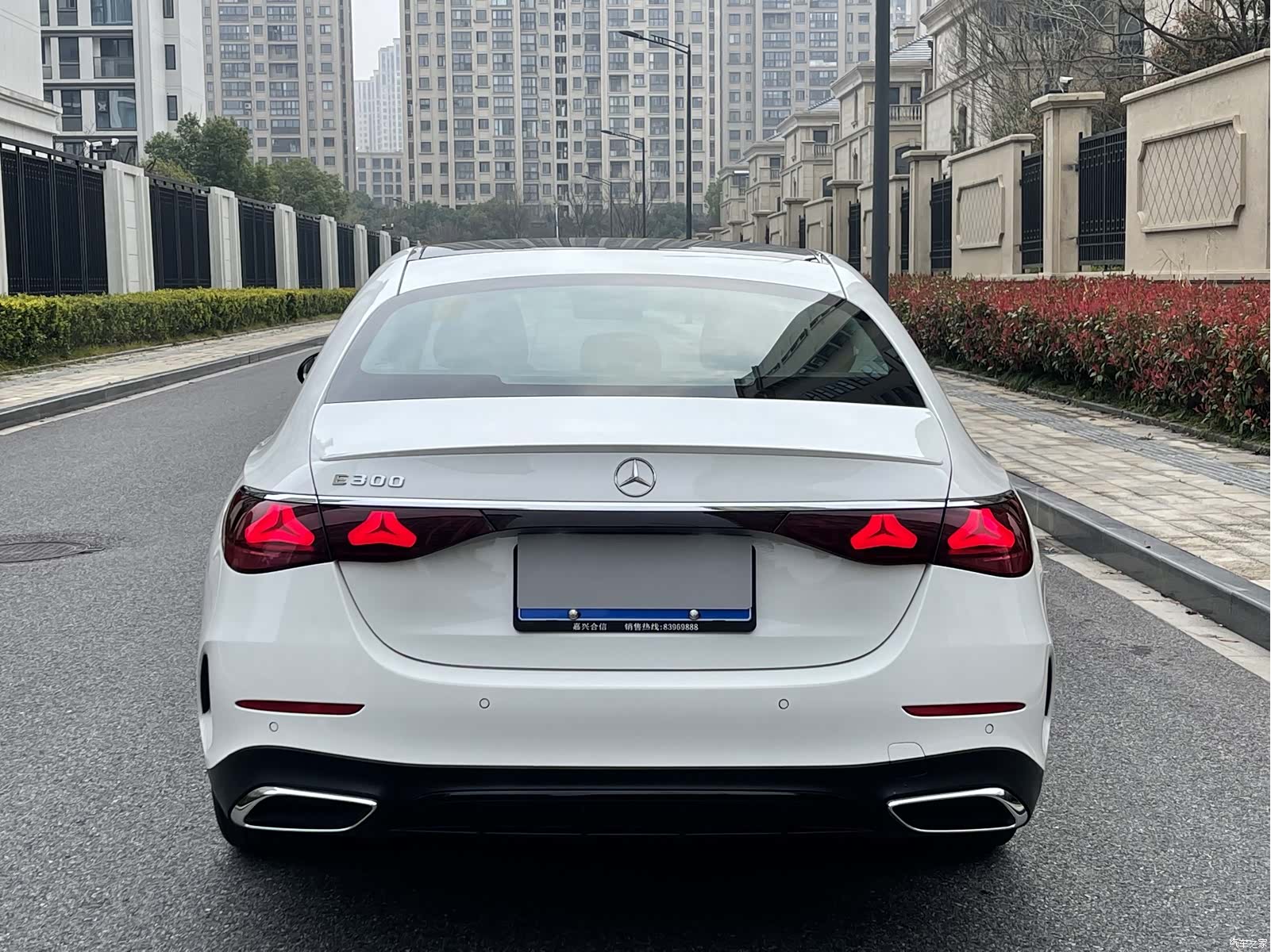 Mercedes-Benz E-Class, 2024 6