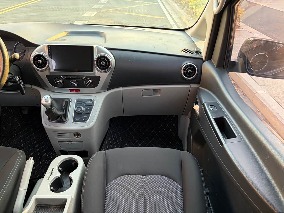 JAC Refine Ruifeng M3