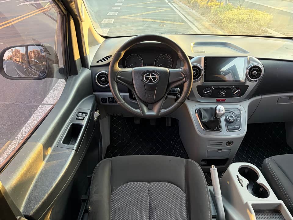 JAC Refine Ruifeng M3