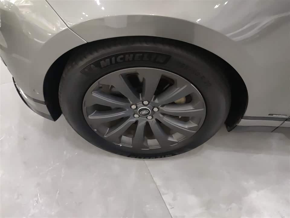 Land Rover Range Rover Star Pulse