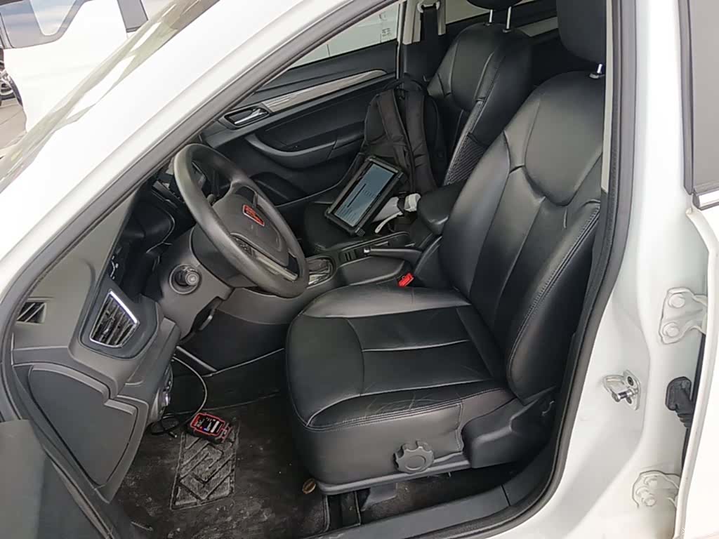 Roewe 360, 2017 15