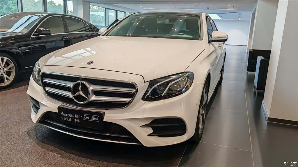 Mercedes-Benz E-Class, 2019 6