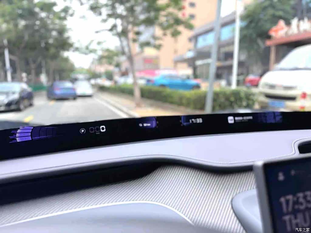Xiaomi YU7, 2025 12