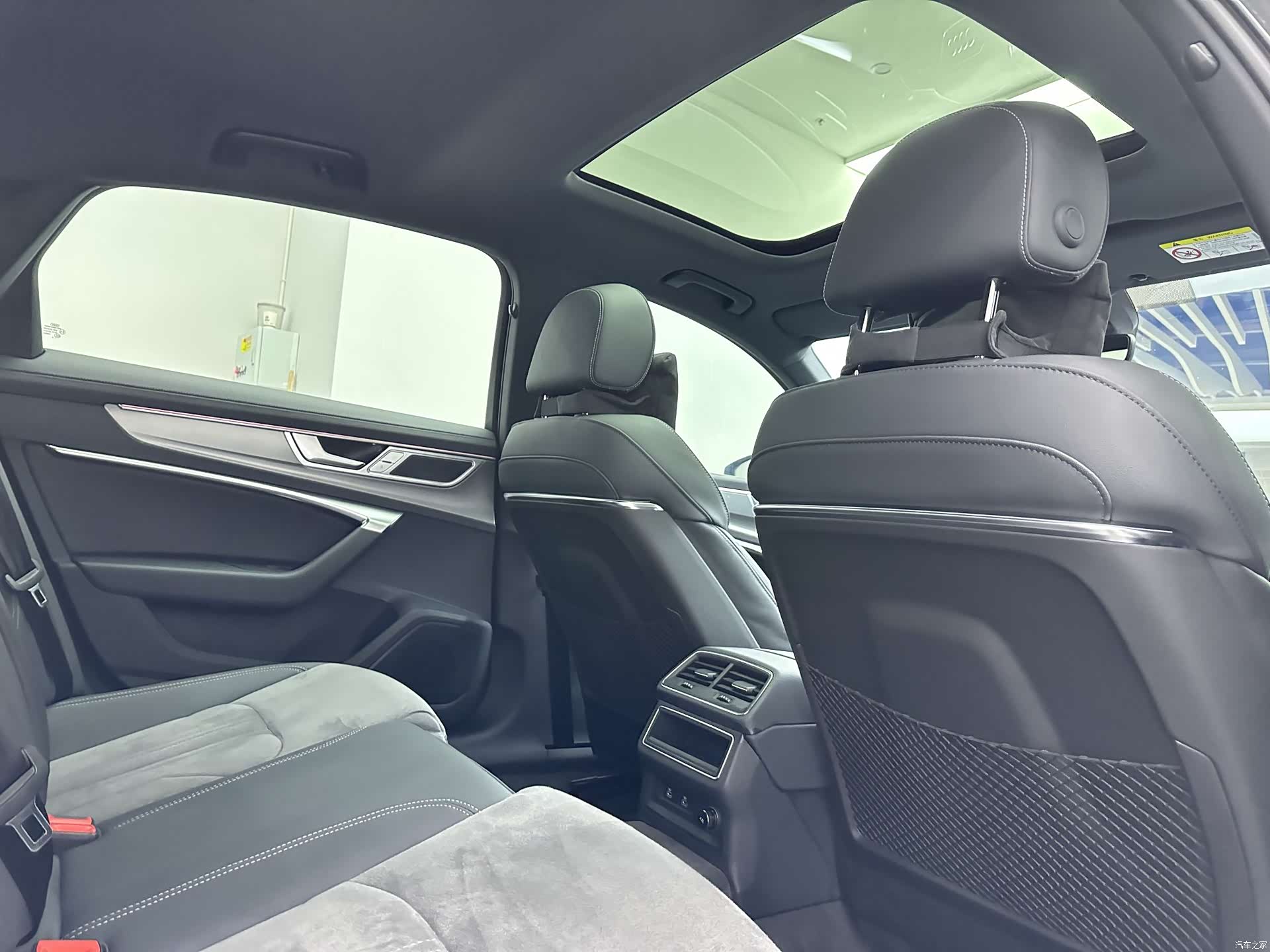 Audi A6L, 2023 15