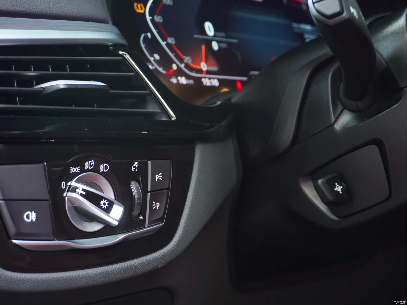 BMW 5 Series, 2023 16