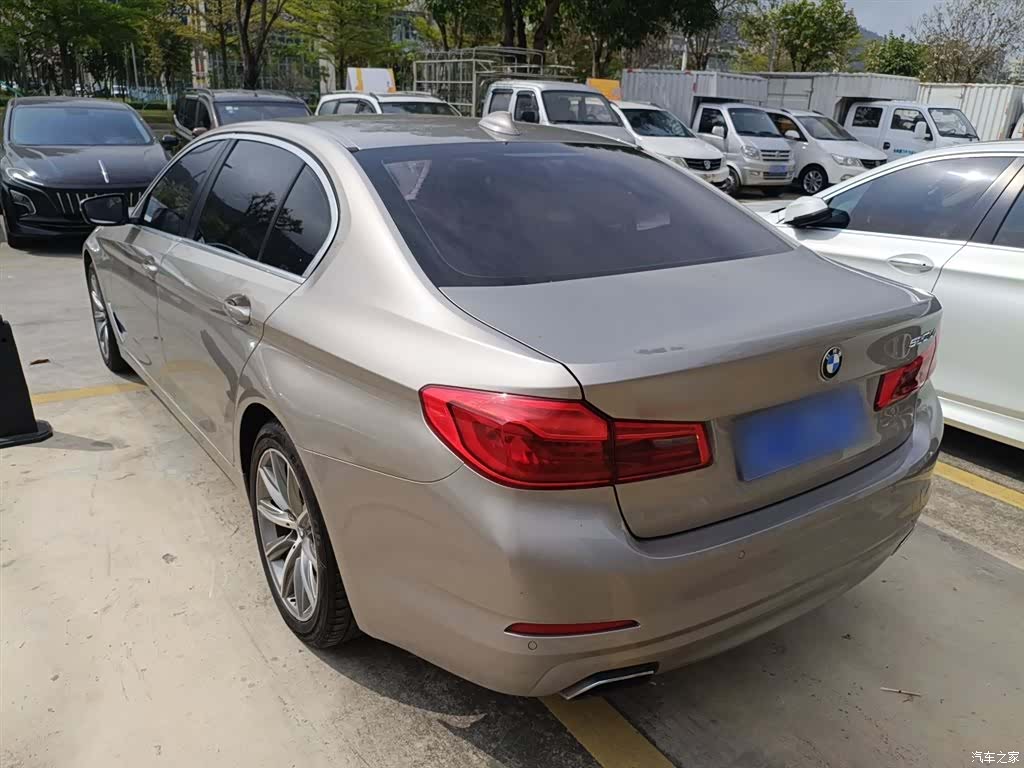 BMW 5 Series, 2017 все фото