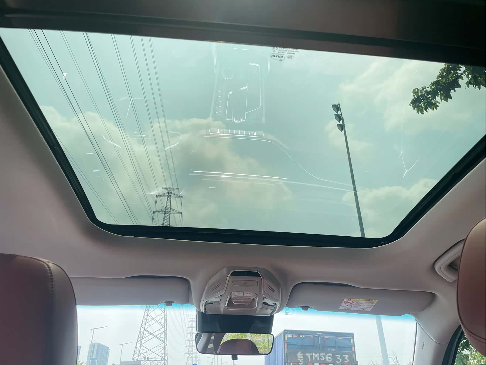 Geely Boyue, 2022 22