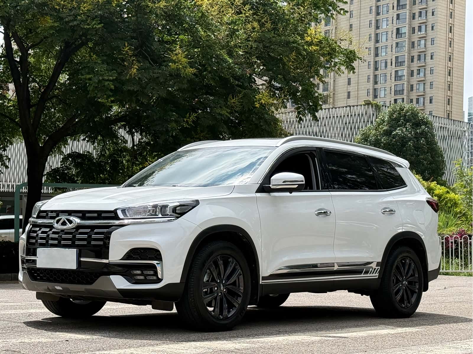 Chery Tiggo 8, 2024 1