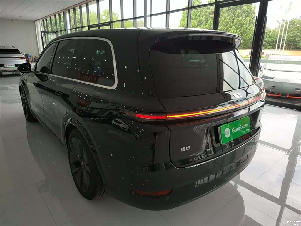 Li Auto L9, 2023 все фото