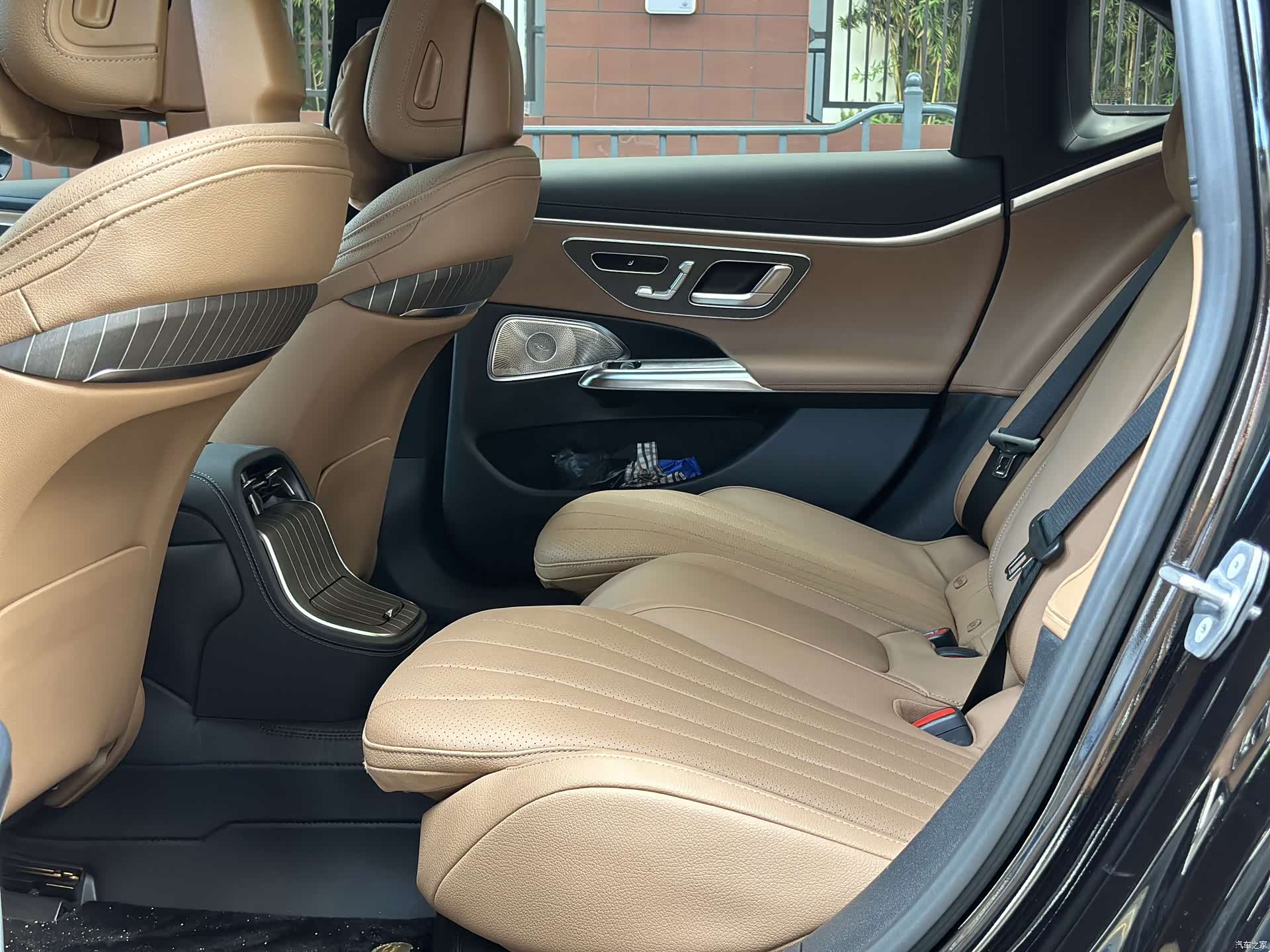 Mercedes-Benz E-Class, 2024 все фото