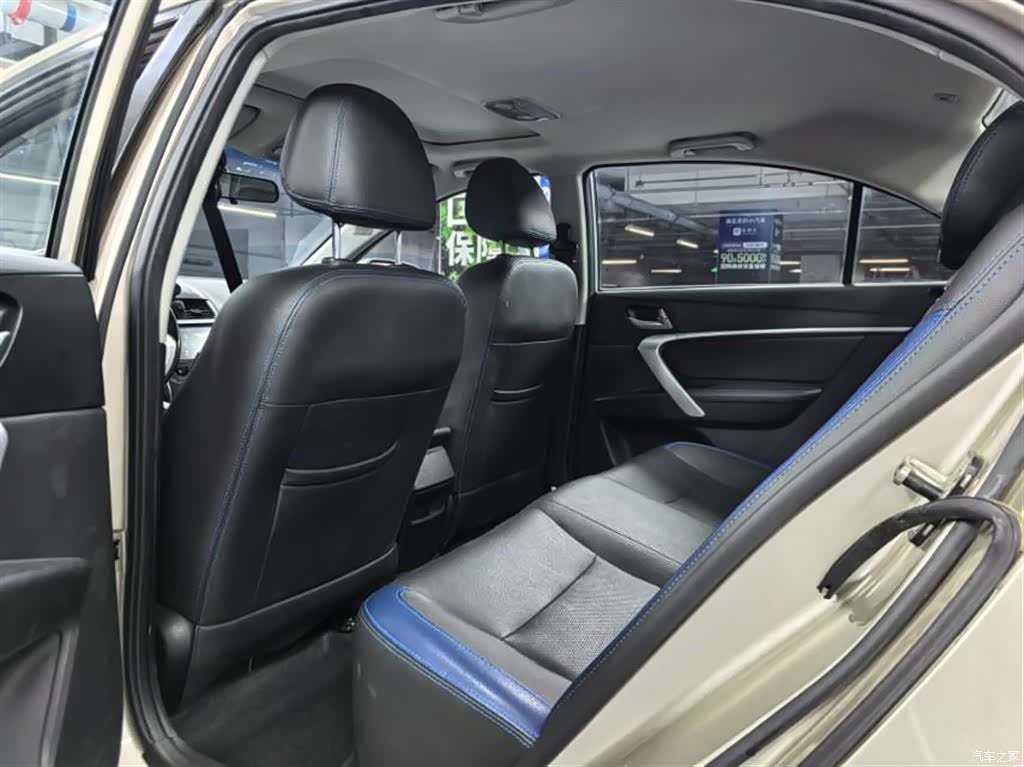 Geely Emgrand, 2017 9