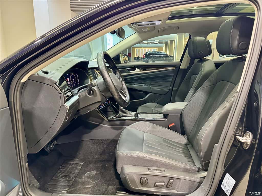 Volkswagen Passat, 2025 19