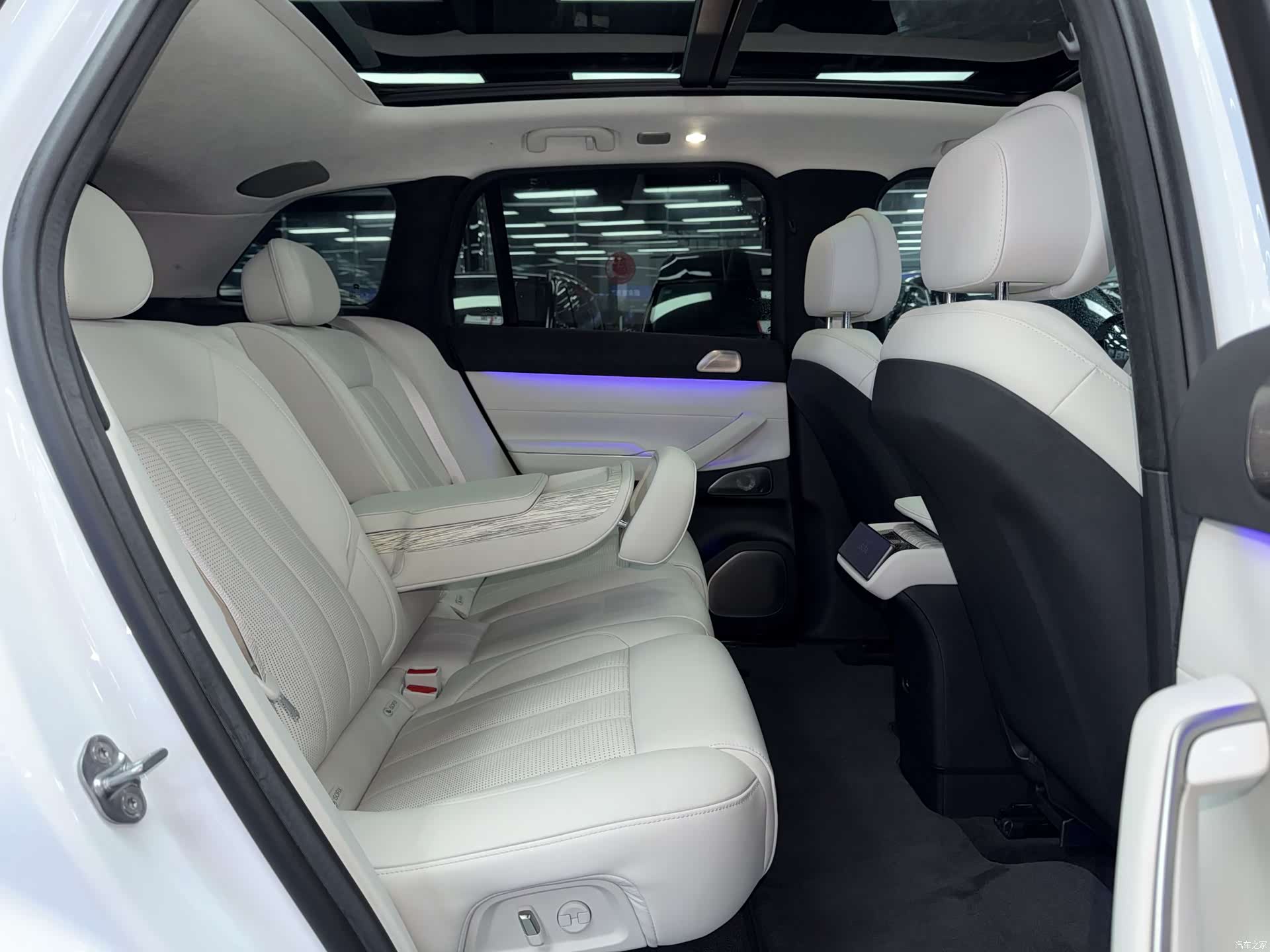 NIO ES7, 2024 11