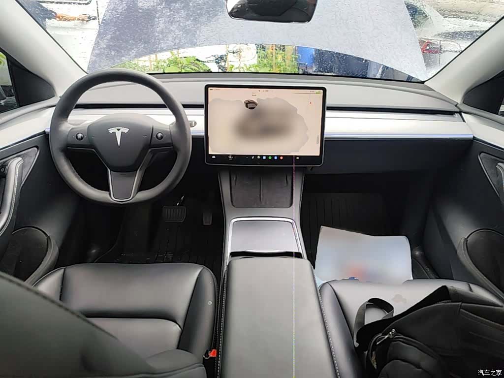 Tesla Model Y, 2024 10
