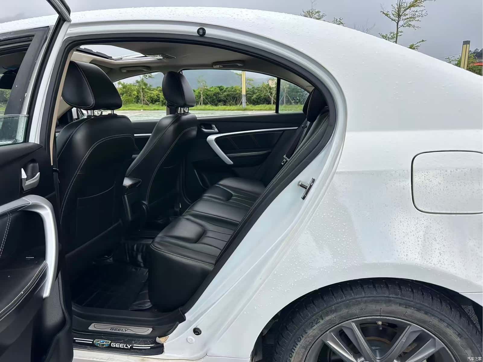 Geely Emgrand, 2017 25