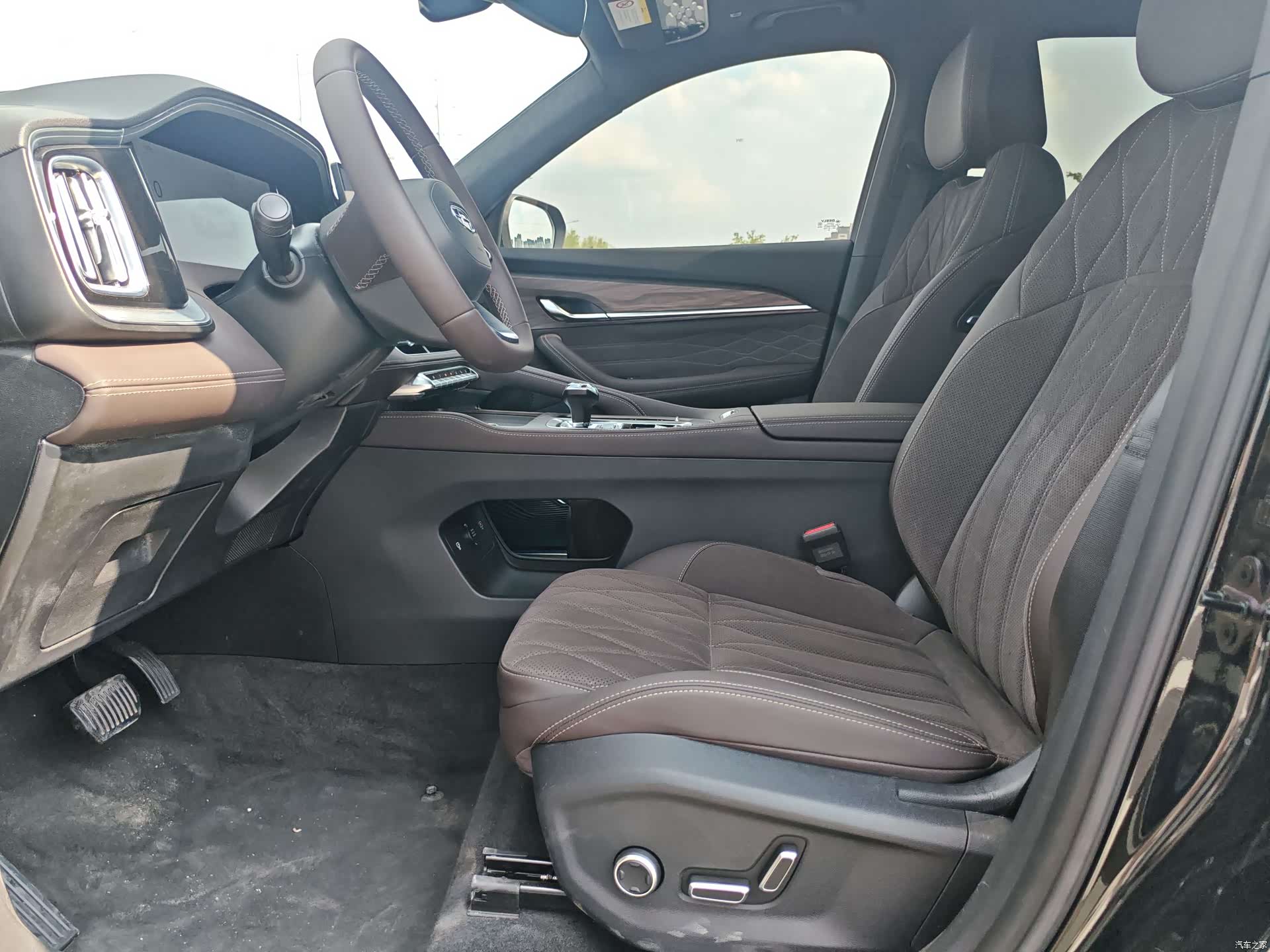 Geely Xingyue L, 2026 все фото