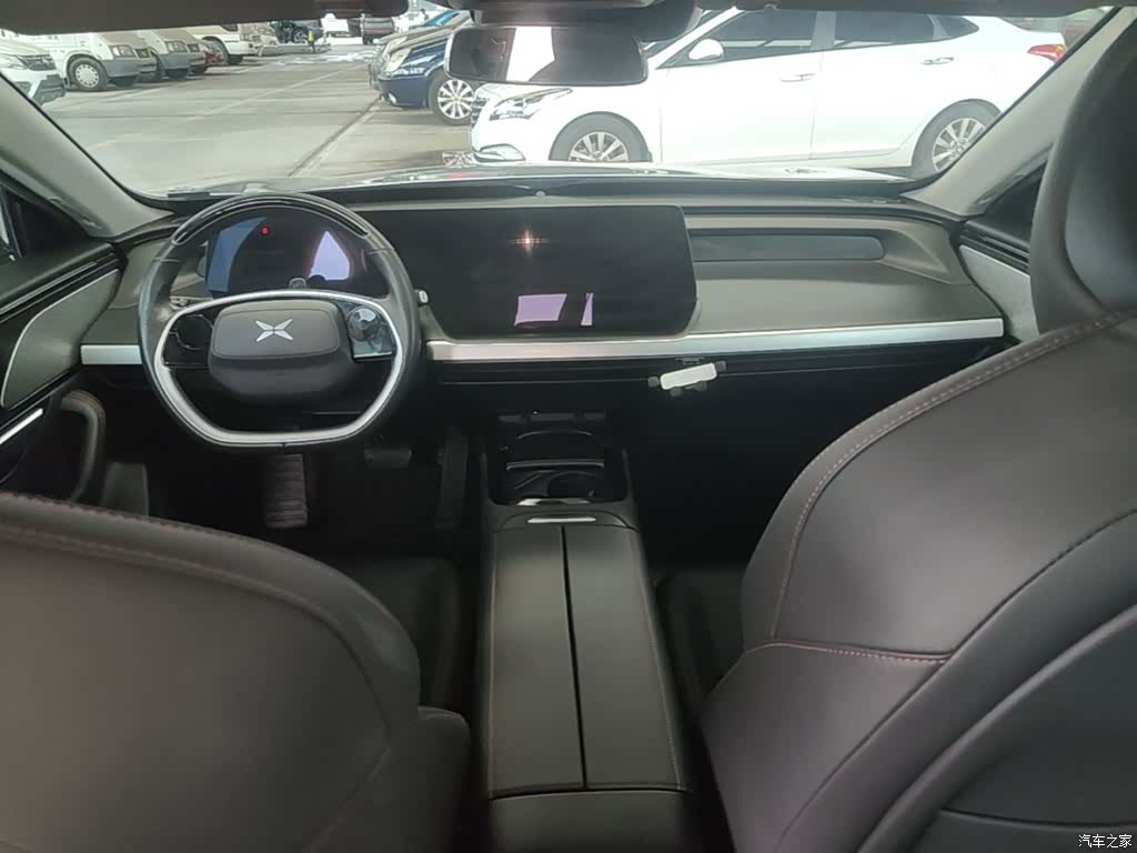 Xpeng P7, 2022 10