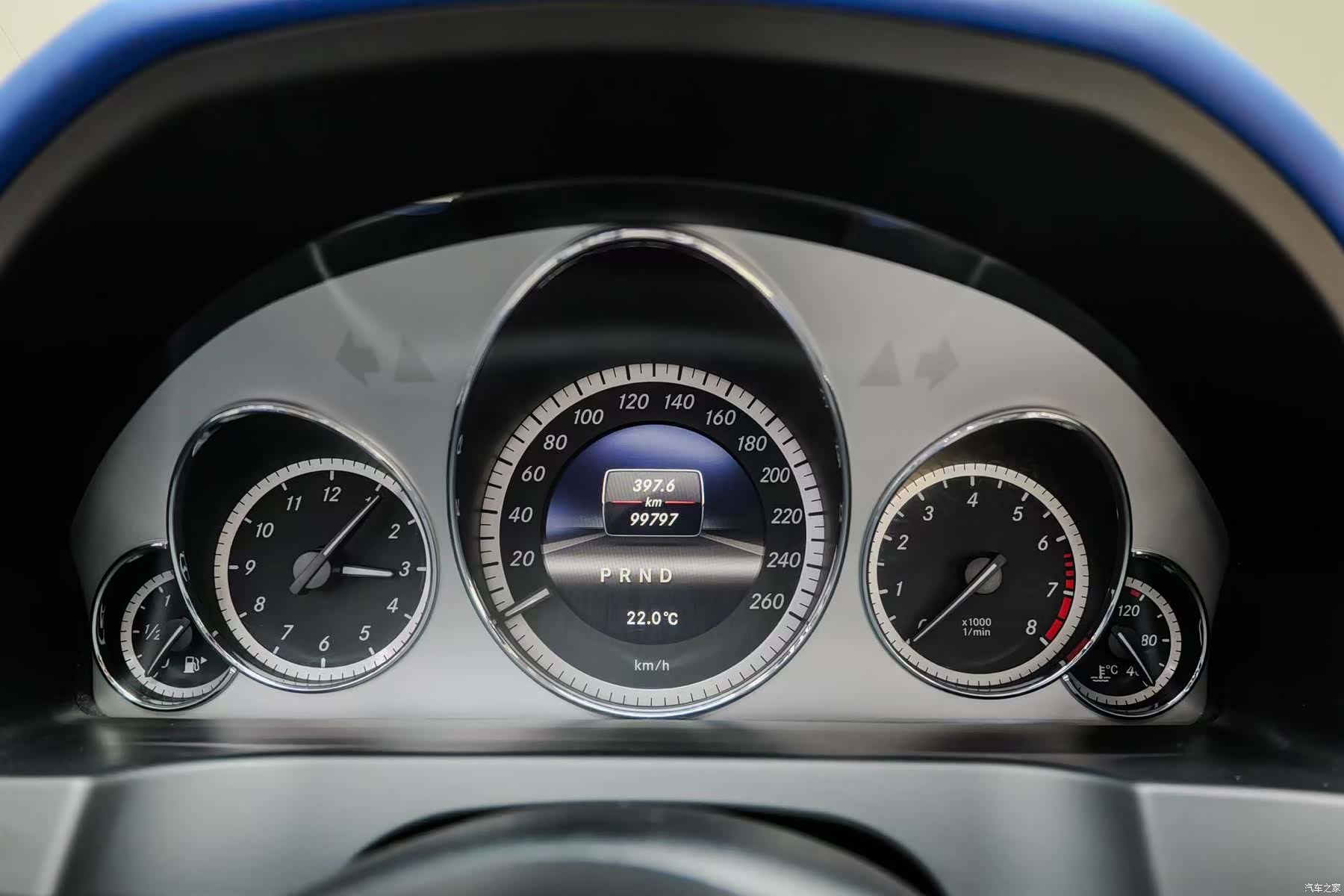 Mercedes-Benz E-Class, 2014 9