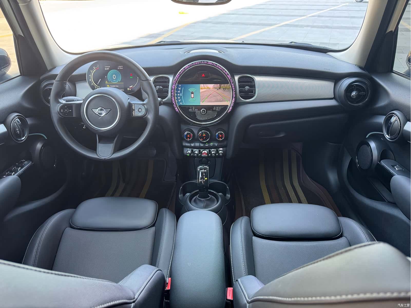 Mini Cooper, 2022 10