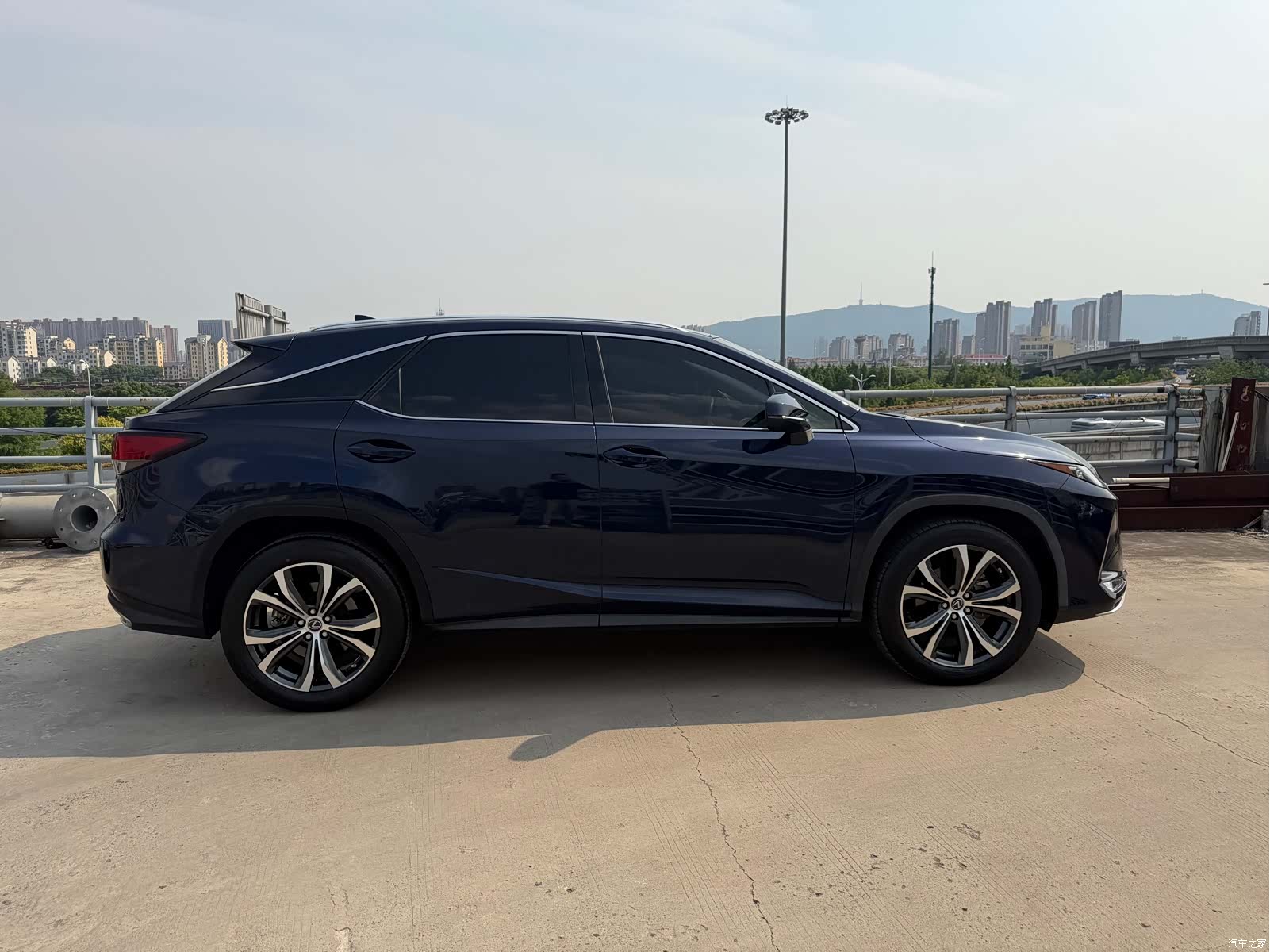 Lexus RX, 2019 4